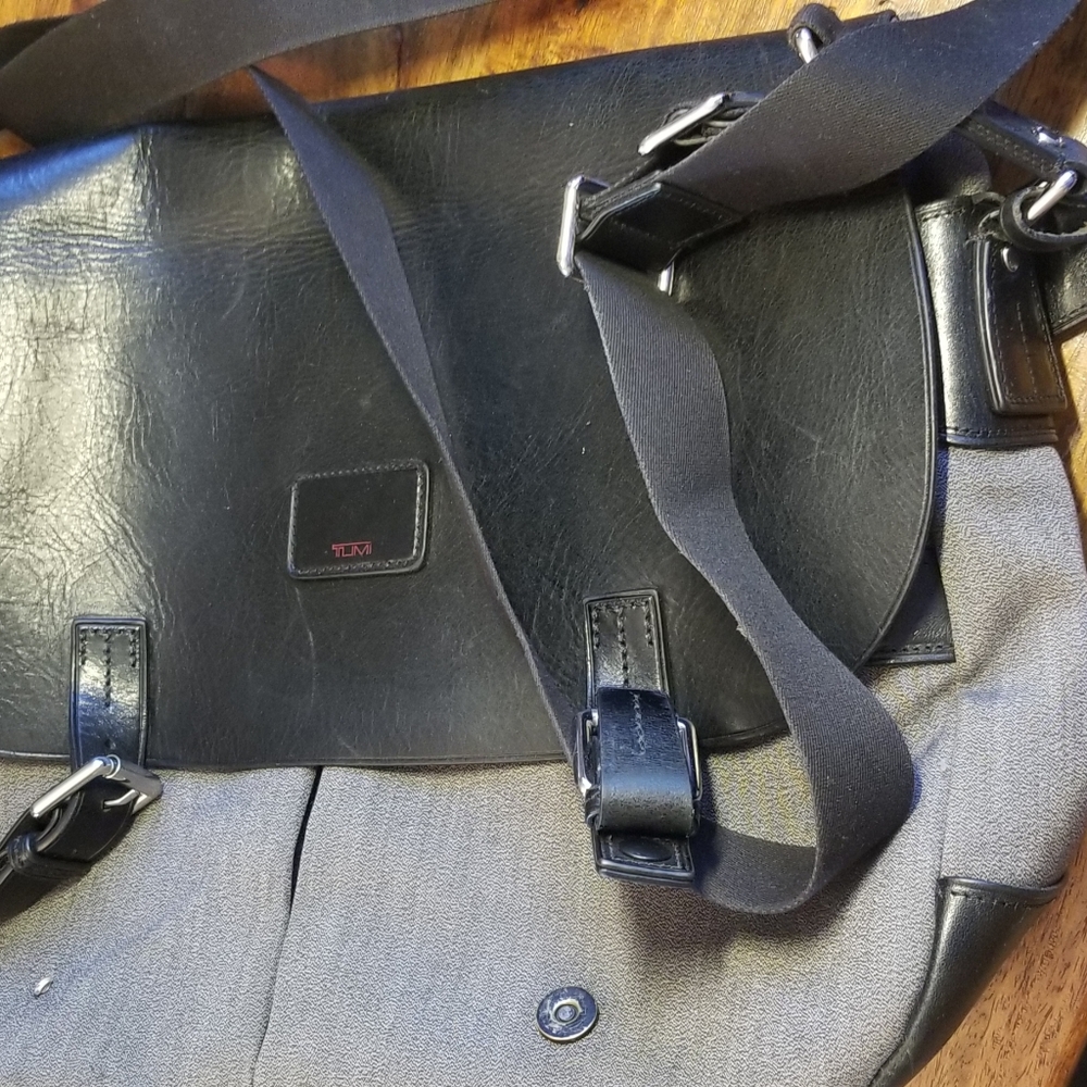 Mens messenger bag